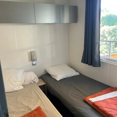 キャンプ場 Mobil-home